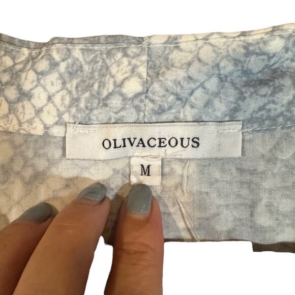Olivaceous Blue & White Print Button Down Knot Front Blouse Women Sz M - Picture 6 of 7